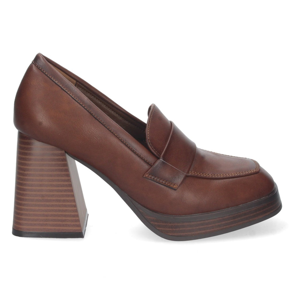 MELFIA Pumps in Cuero