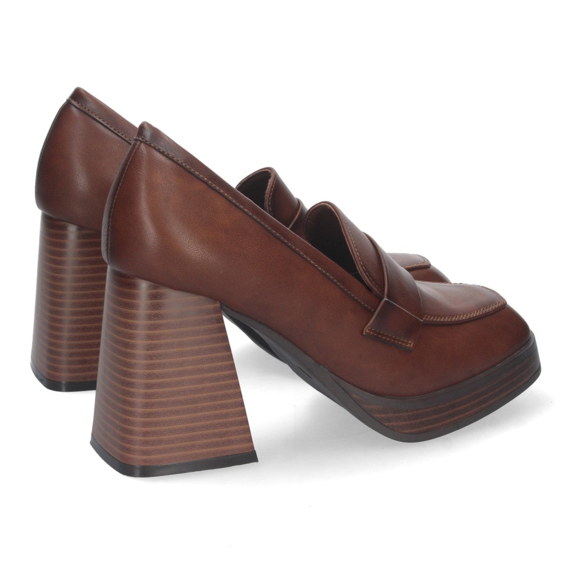 MELFIA Pumps in Cuero