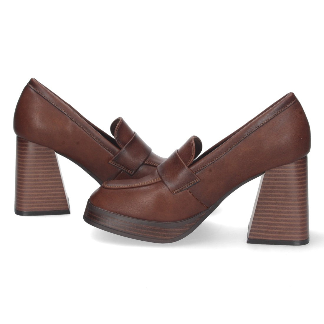 MELFIA Pumps in Cuero