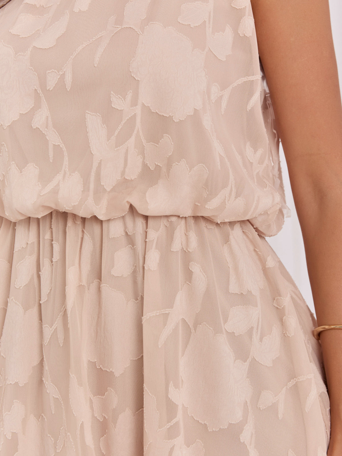 MELFIA® Cocktailkleid mit Halterneck – Elegant & Figurbetont