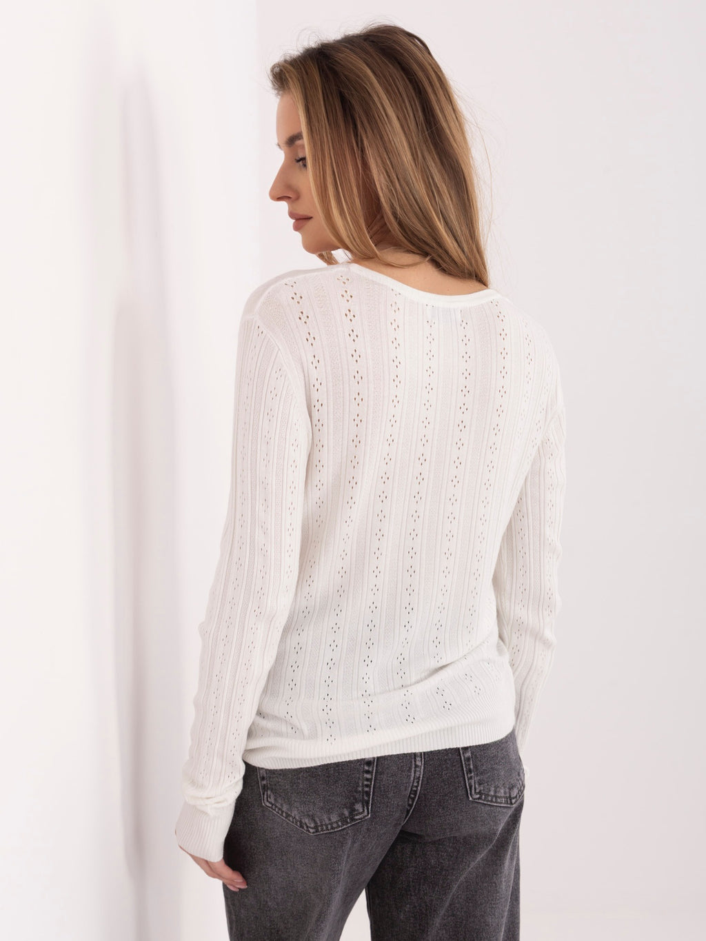 MELFIA – Durchbrochene Strickjacke mit Knopfschluss