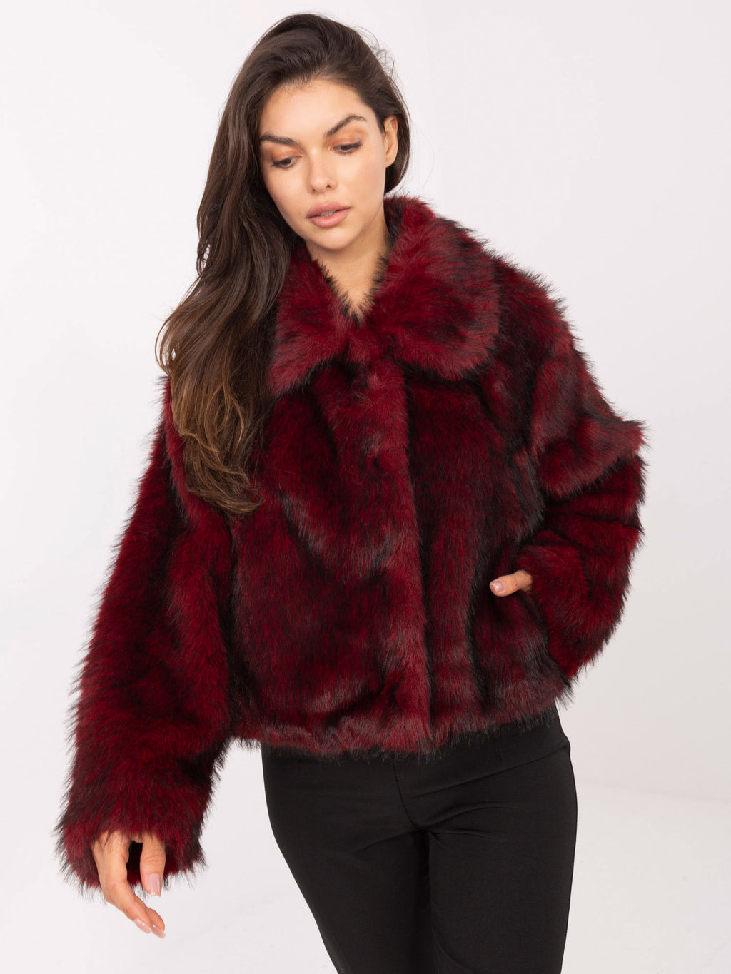 MELFIA ARIA – Elegante Damen-Pelzjacke mit Tasche