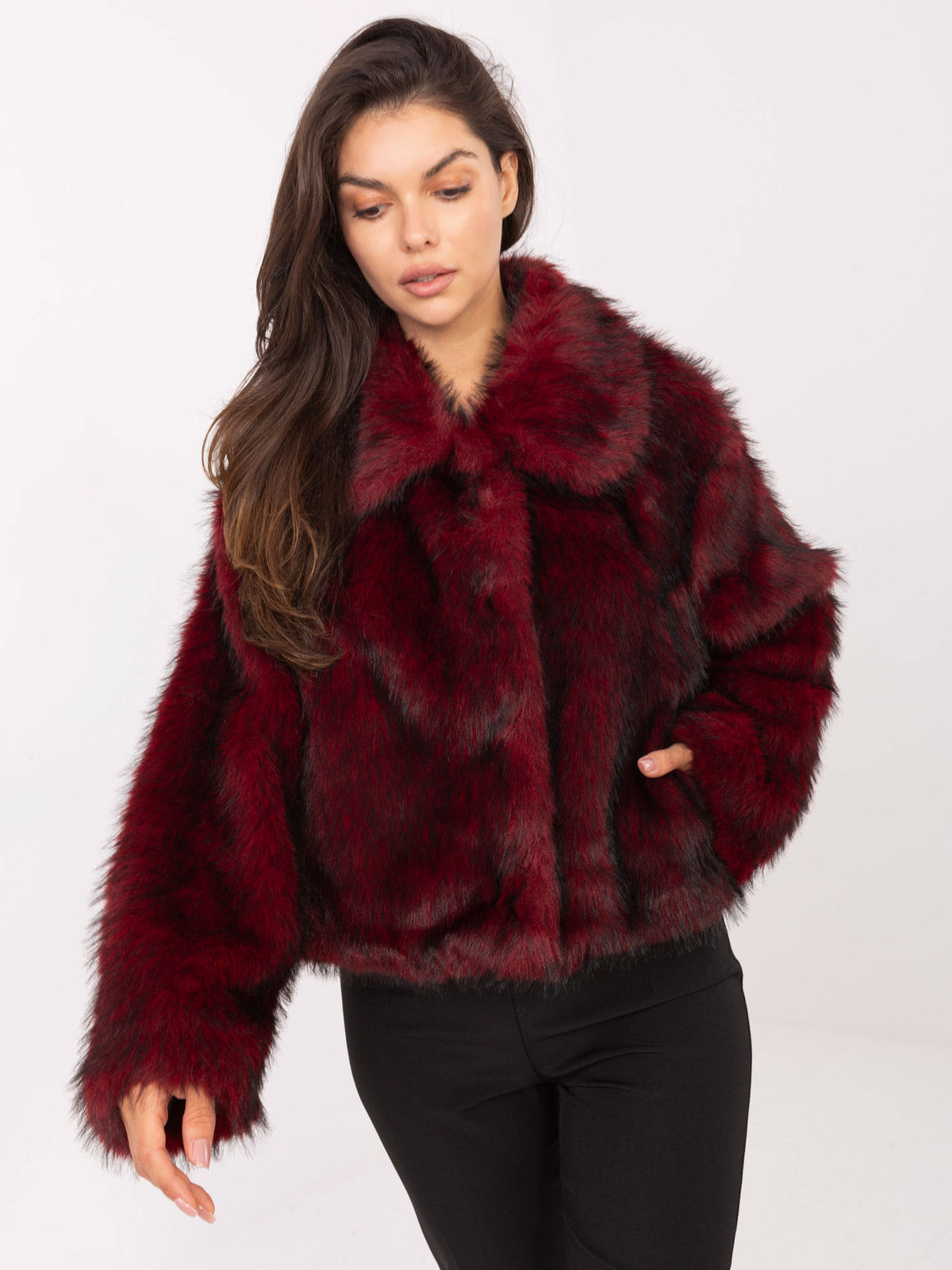 MELFIA ARIA – Elegante Damen-Pelzjacke mit Tasche