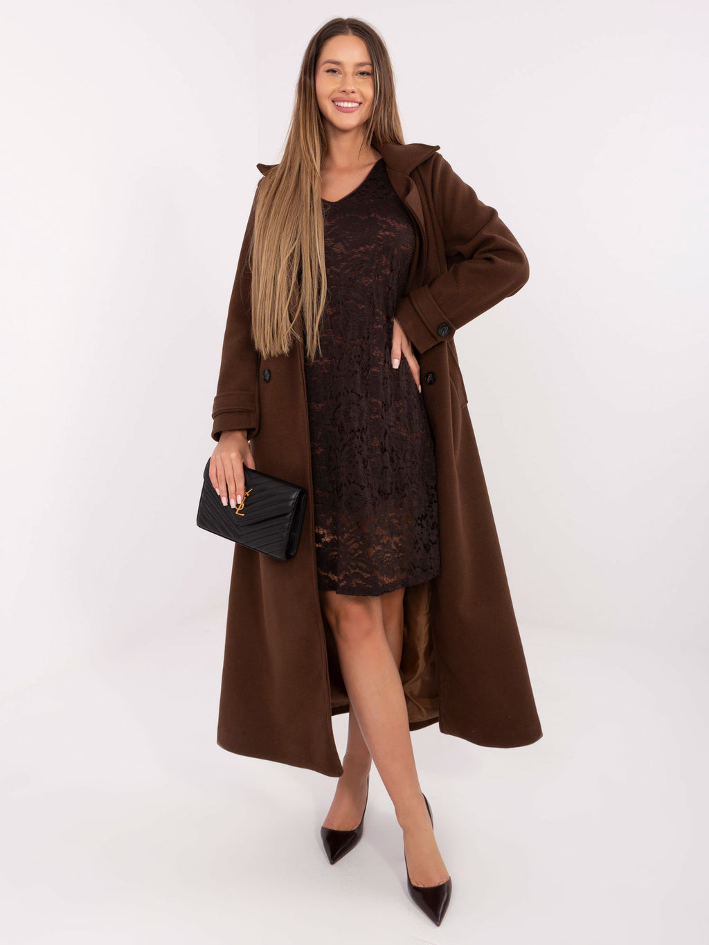 Elegantes Spitzenkleid in Braun mit Rückenausschnitt