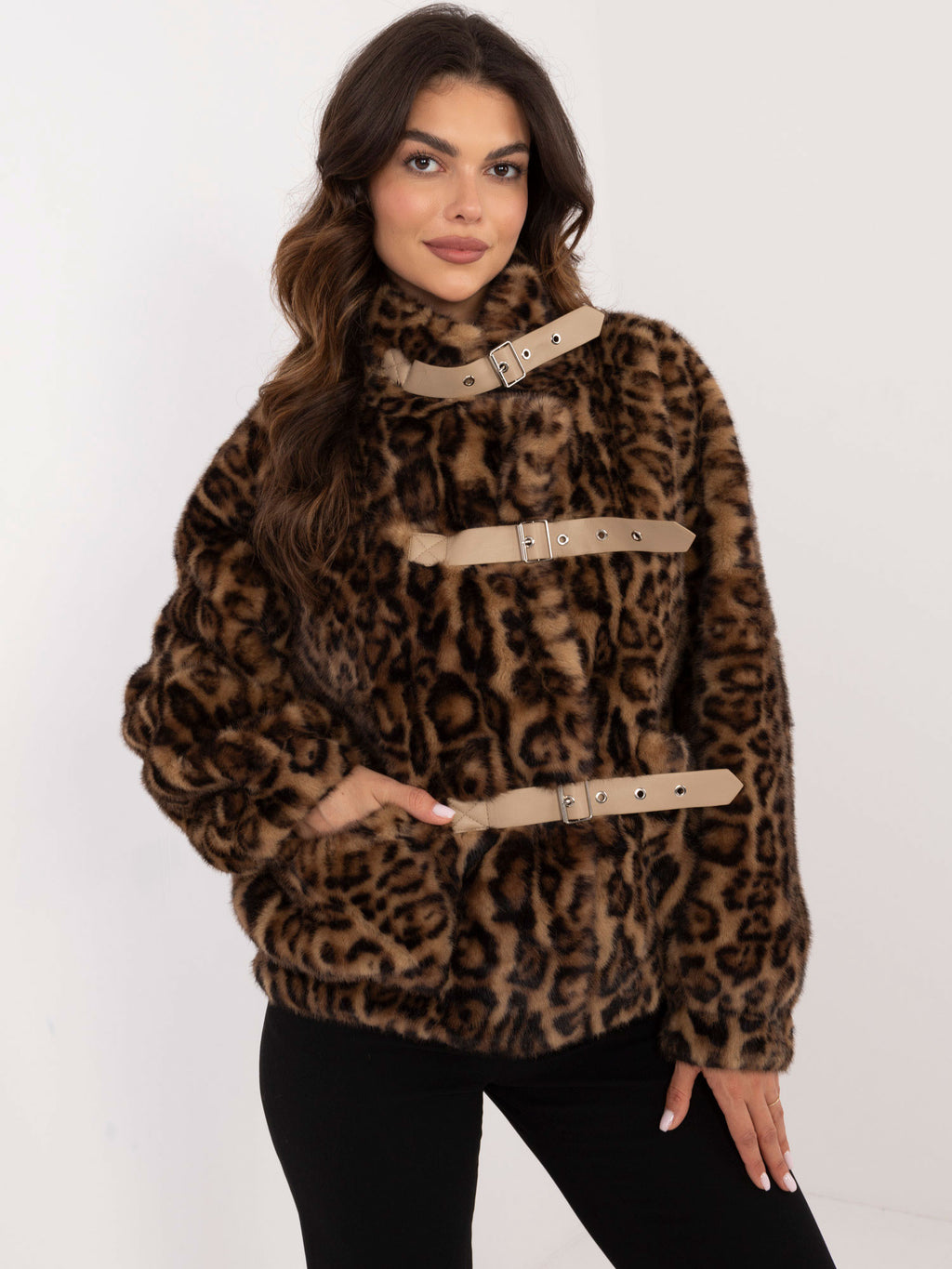 MELFIA ZARA – Damen-Winterjacke von Artificial Falls im Leopard-Muster