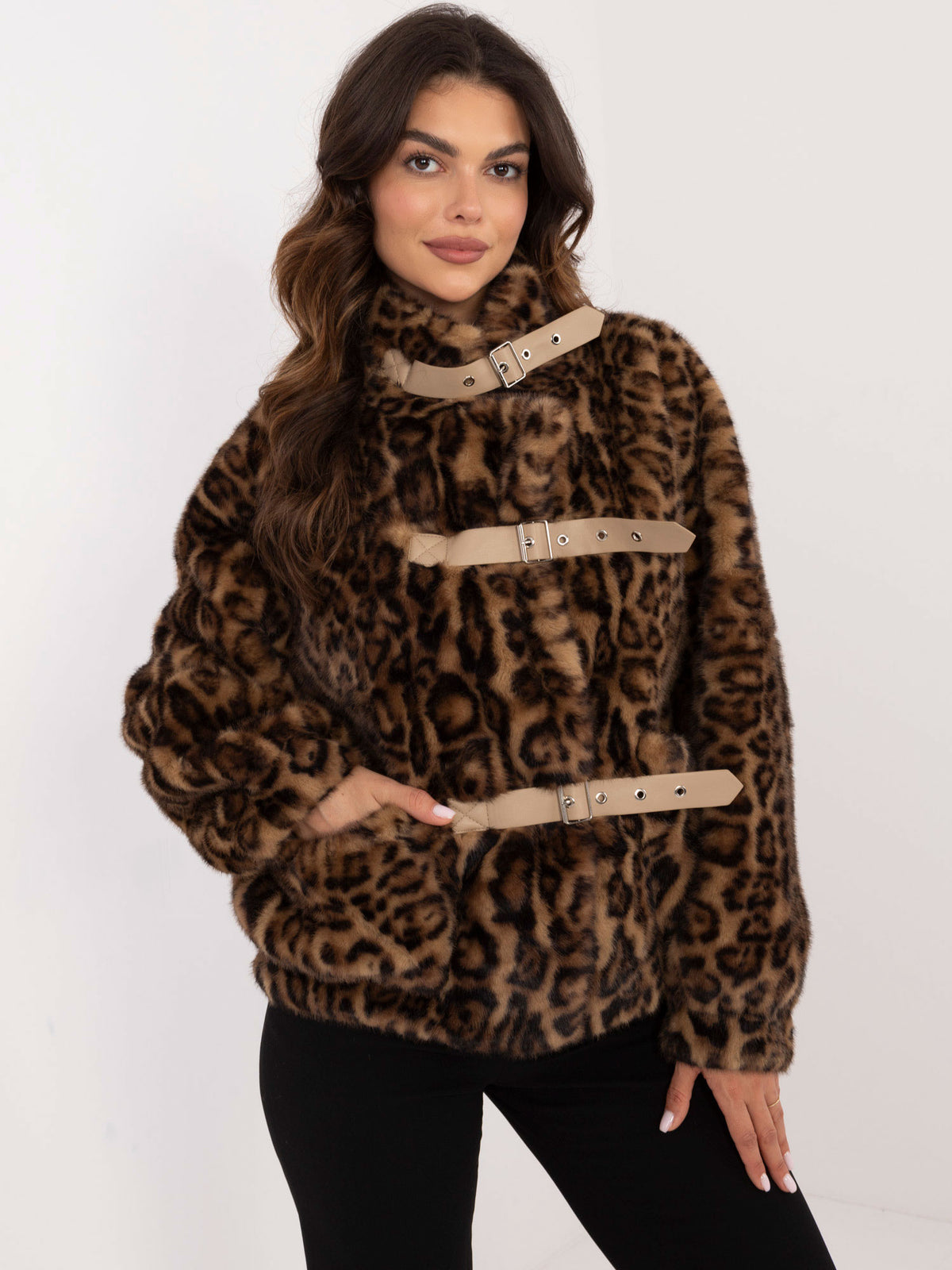 MELFIA ZARA – Damen-Winterjacke von Artificial Falls im Leopard-Muster