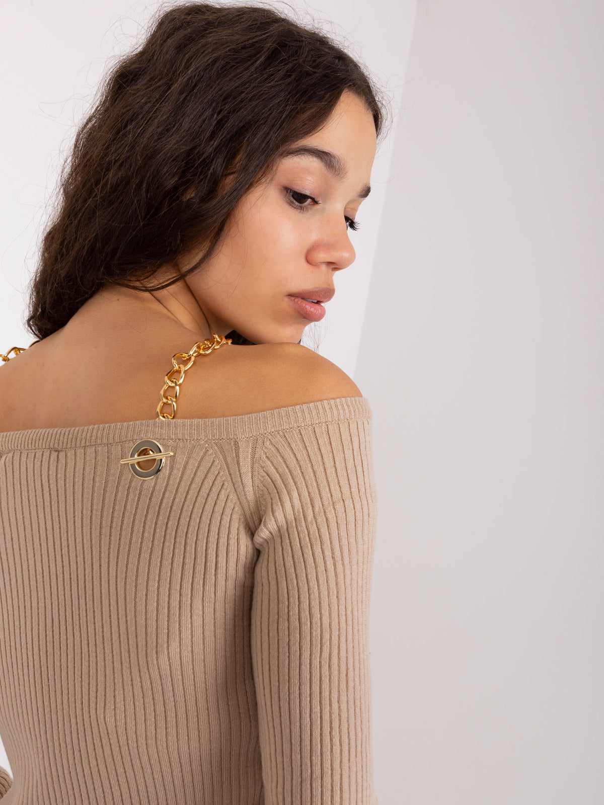 MELFIA Pullover mit Offenen Schultern und Ketten