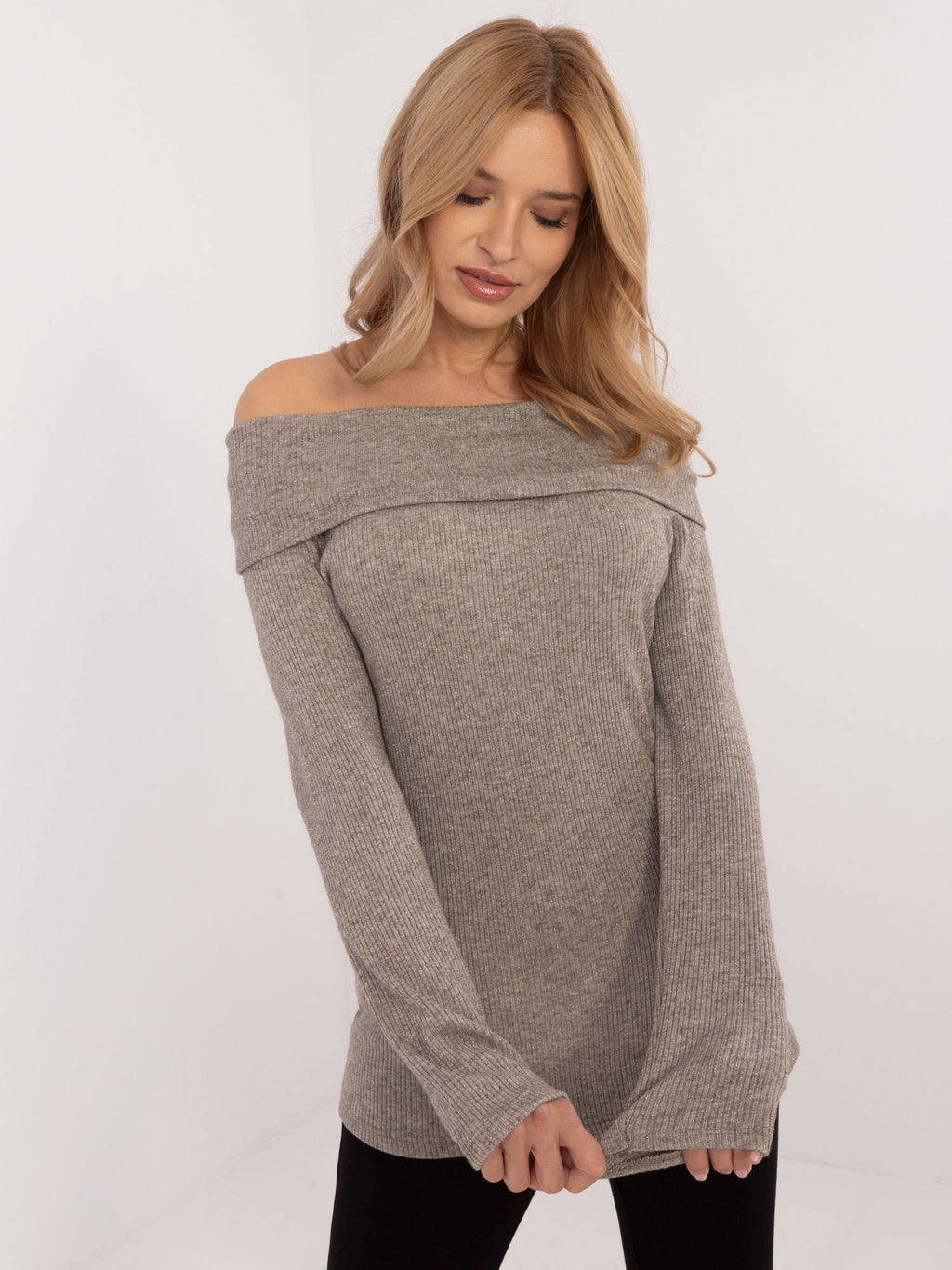 MELFIA Enganliegender Pullover mit Schalkragen
