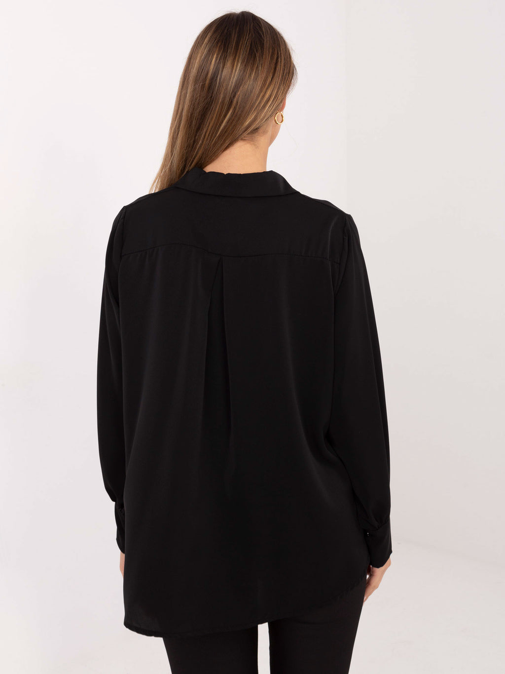 MELFIA Classic Collared Shirt