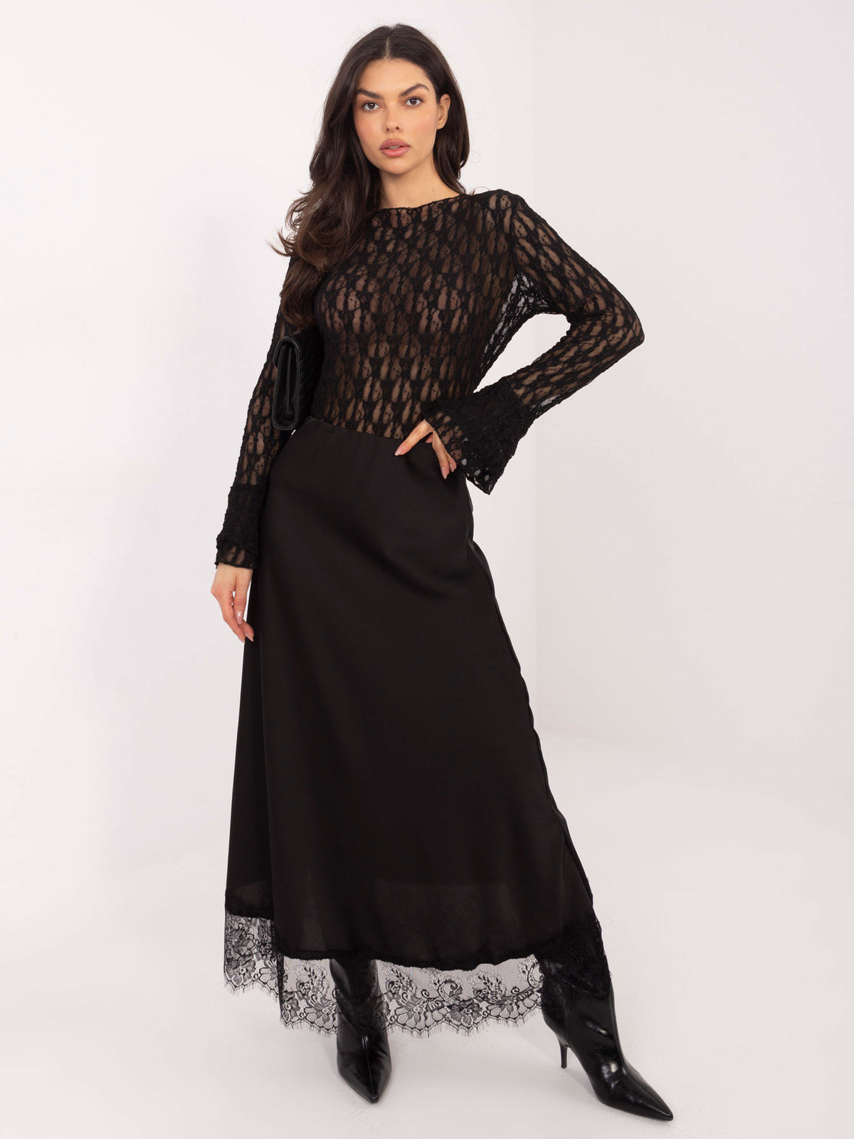 MELFIA Fitted Lace Blouse