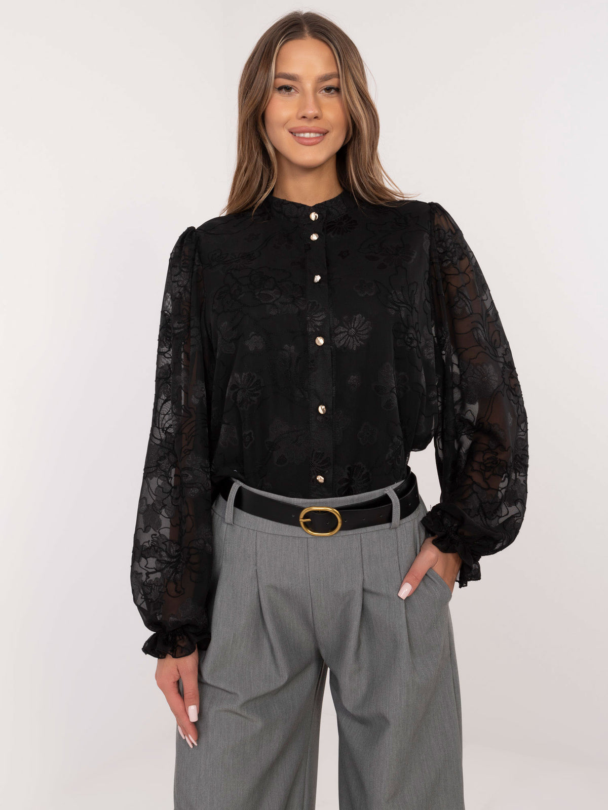 Melfia Schwarze elegante Damenbluse mit Stickerei.