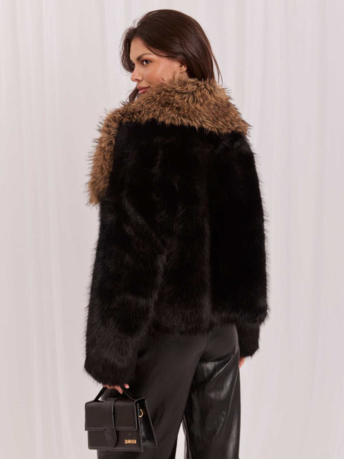 MELFIA  Eleganter Kurzmantel mit Futter