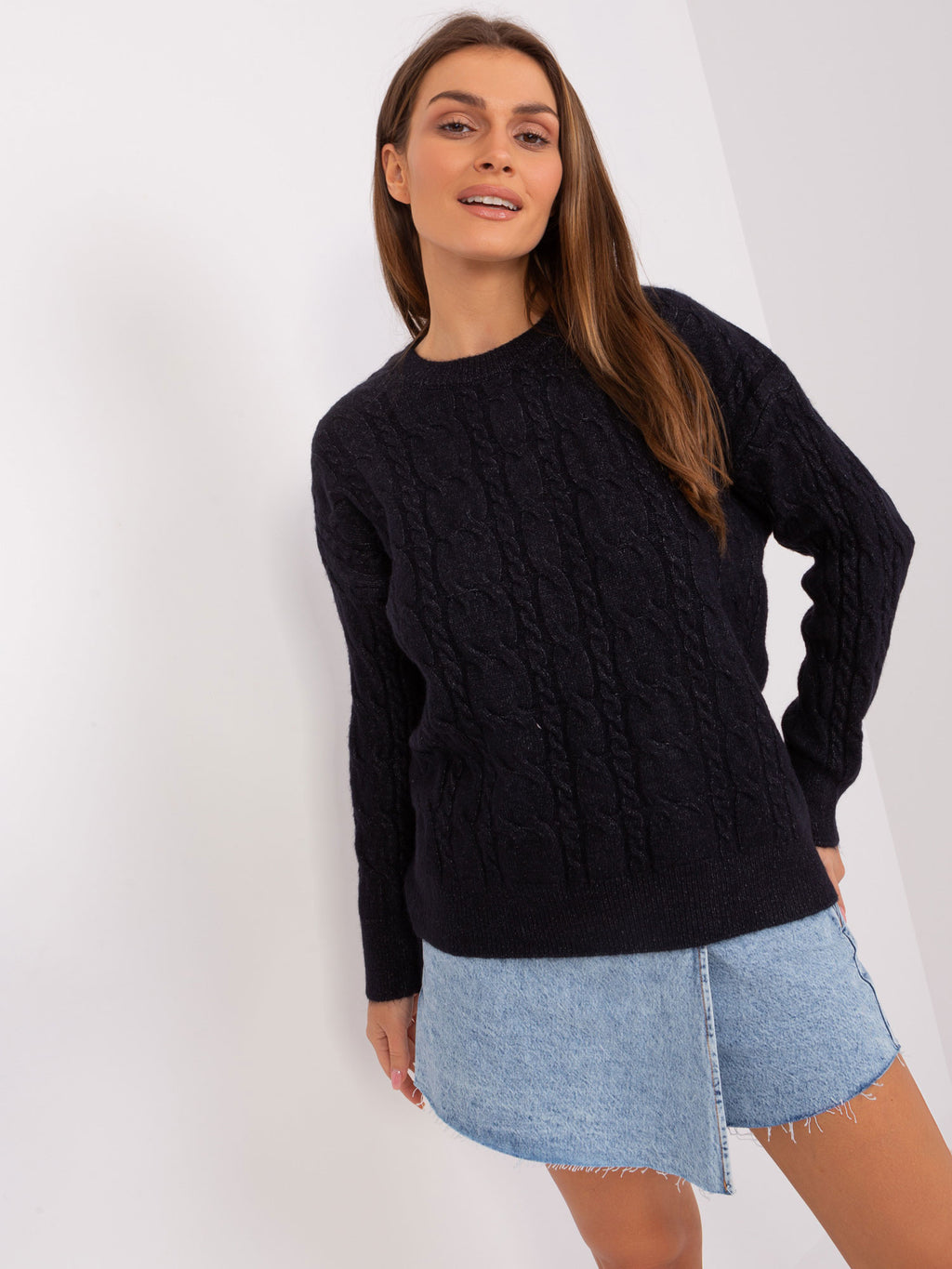MELFIA – Lockerer Pullover mit Zopfmuster