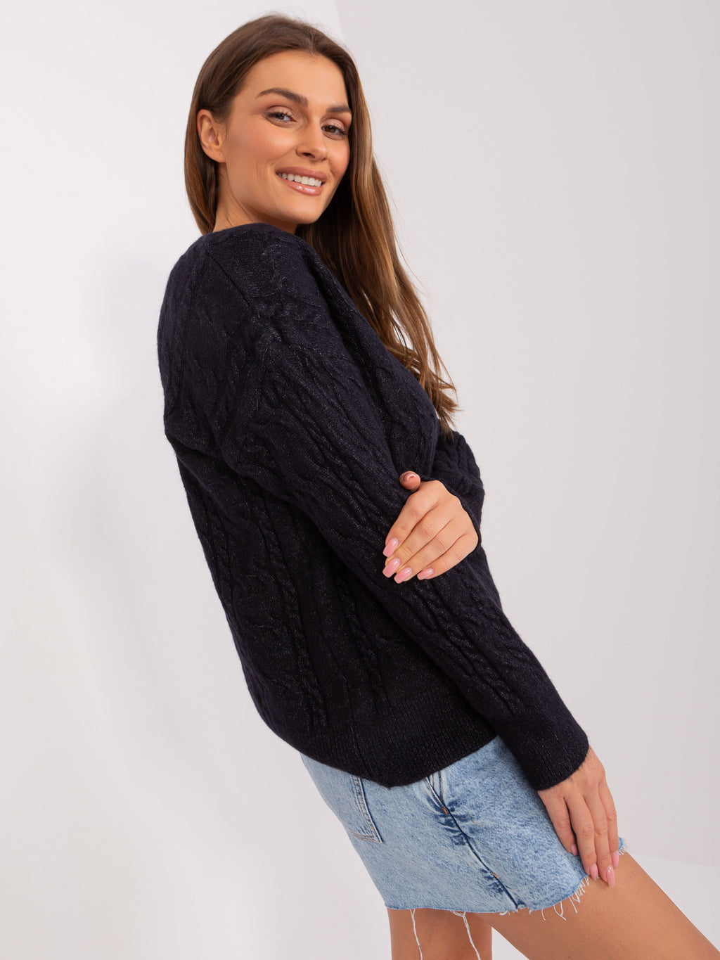 MELFIA – Lockerer Pullover mit Zopfmuster