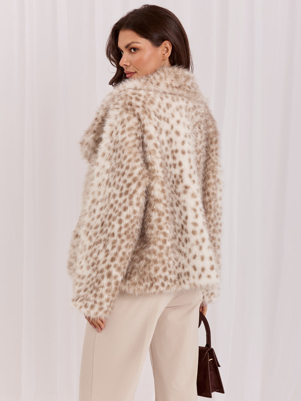 MELFIA  Elegante Felljacke mit Kragen