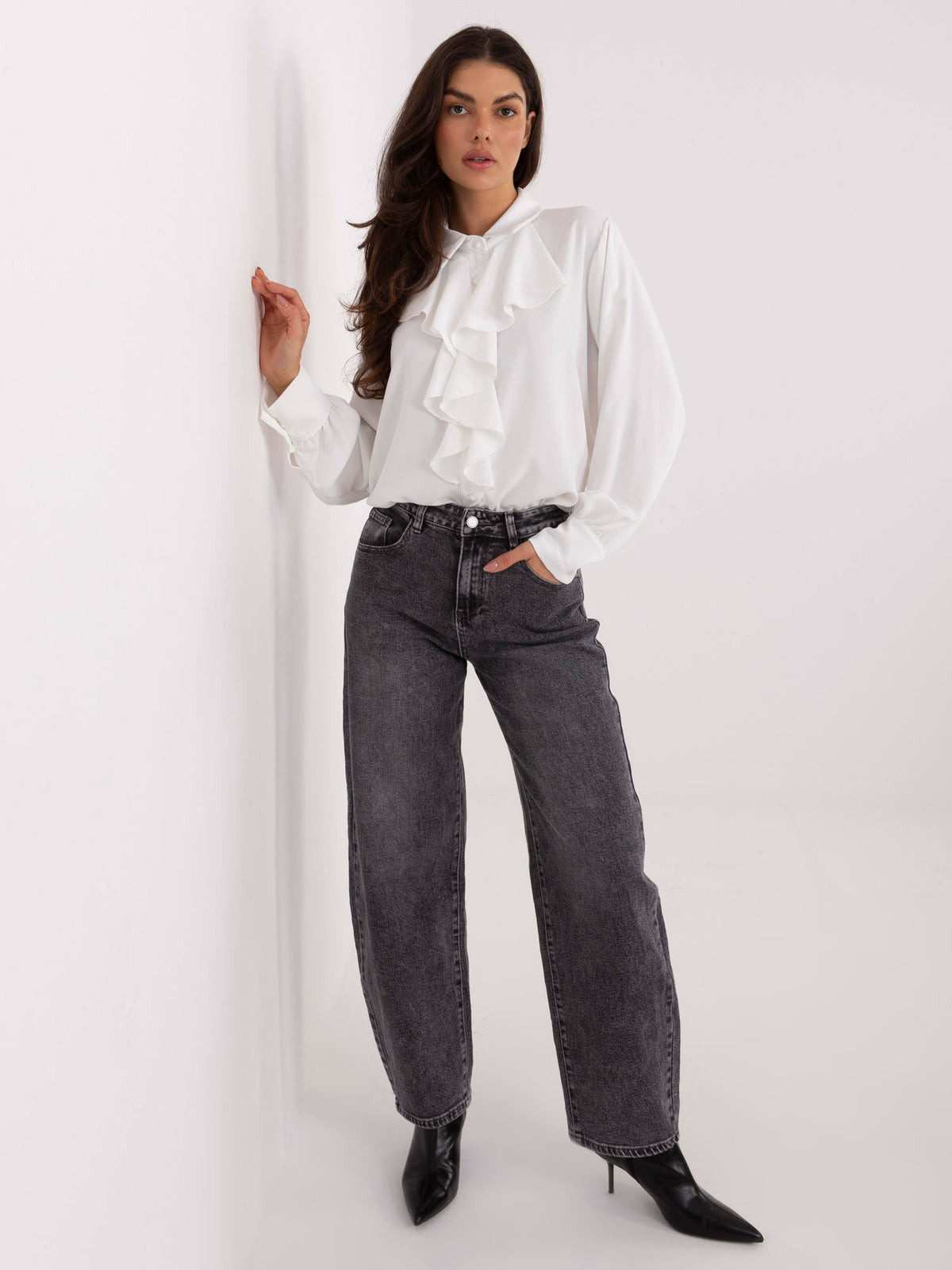 MELFIA Classic Collared Shirt