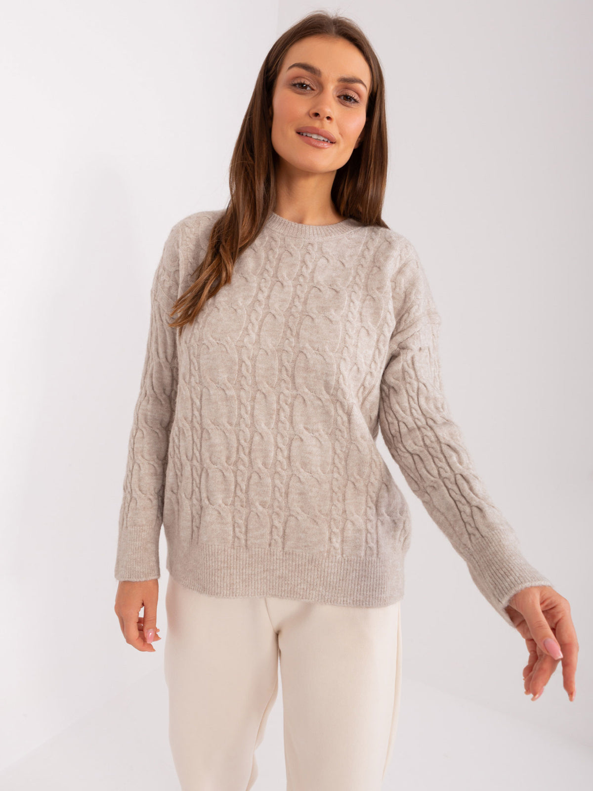 MELFIA – Lockerer Pullover mit Zopfmuster