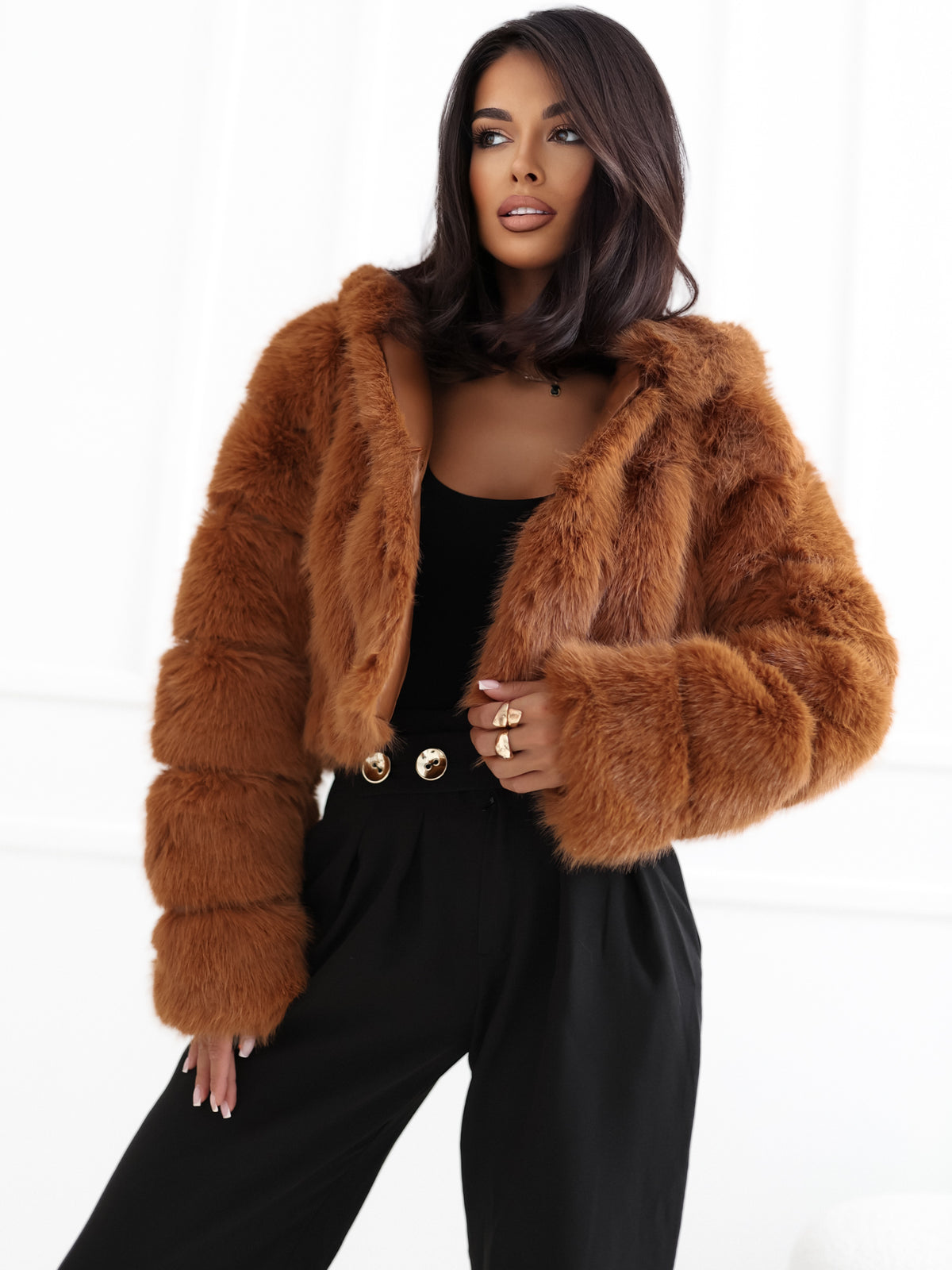 MELFIA Cropped Faux Fur Jacket