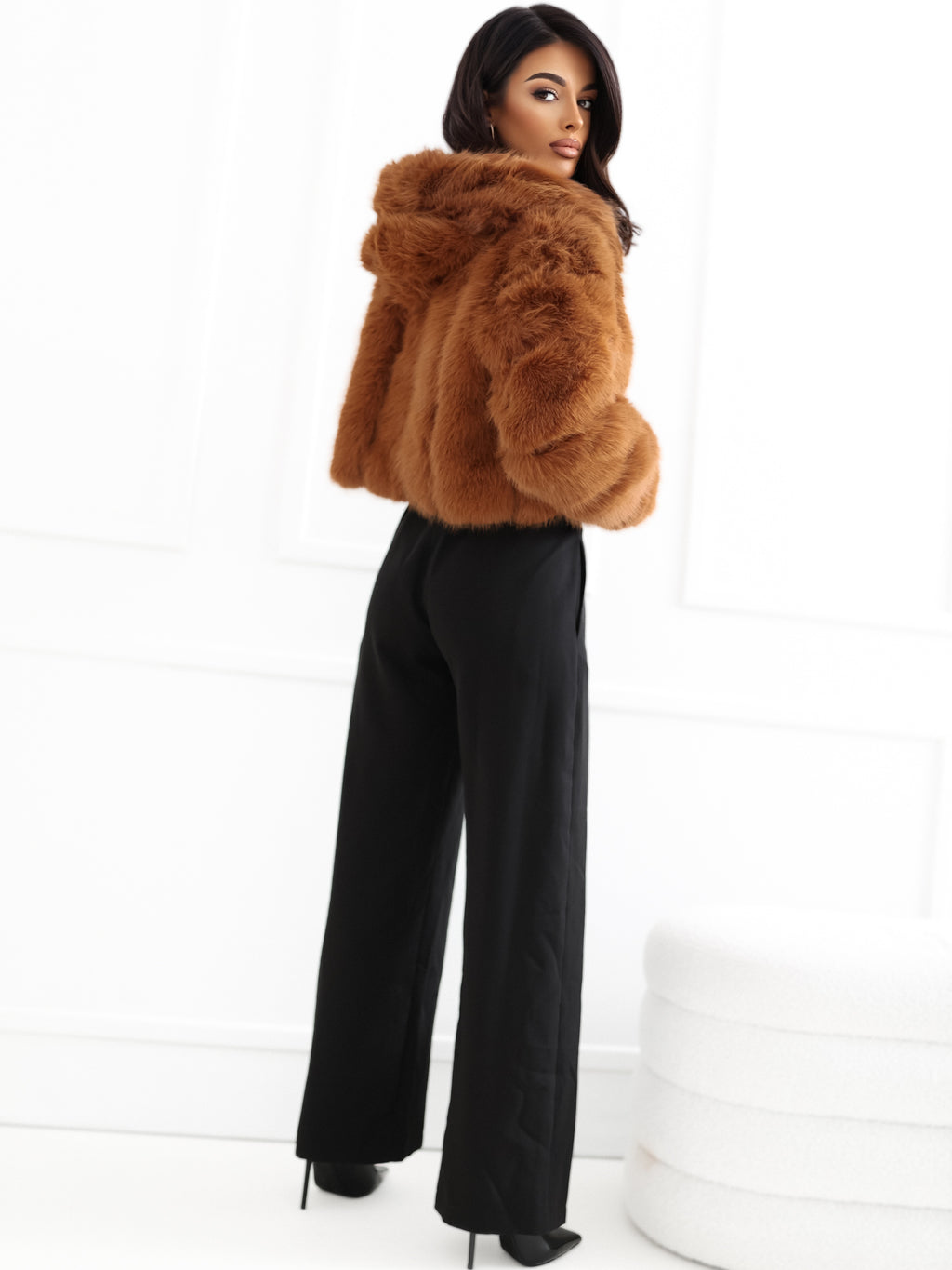 MELFIA Cropped Faux Fur Jacket