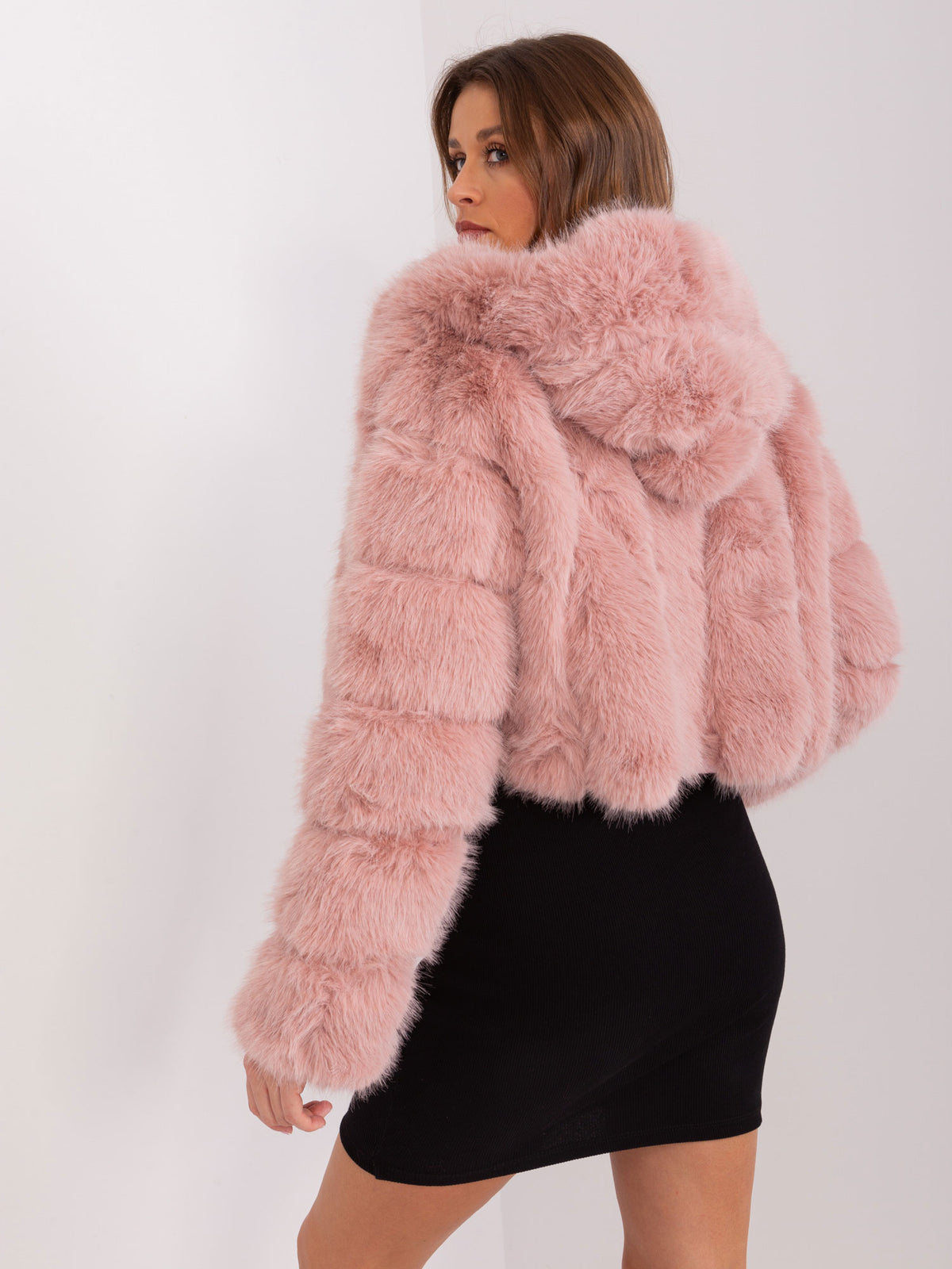 MELFIA Cropped Faux Fur Jacket