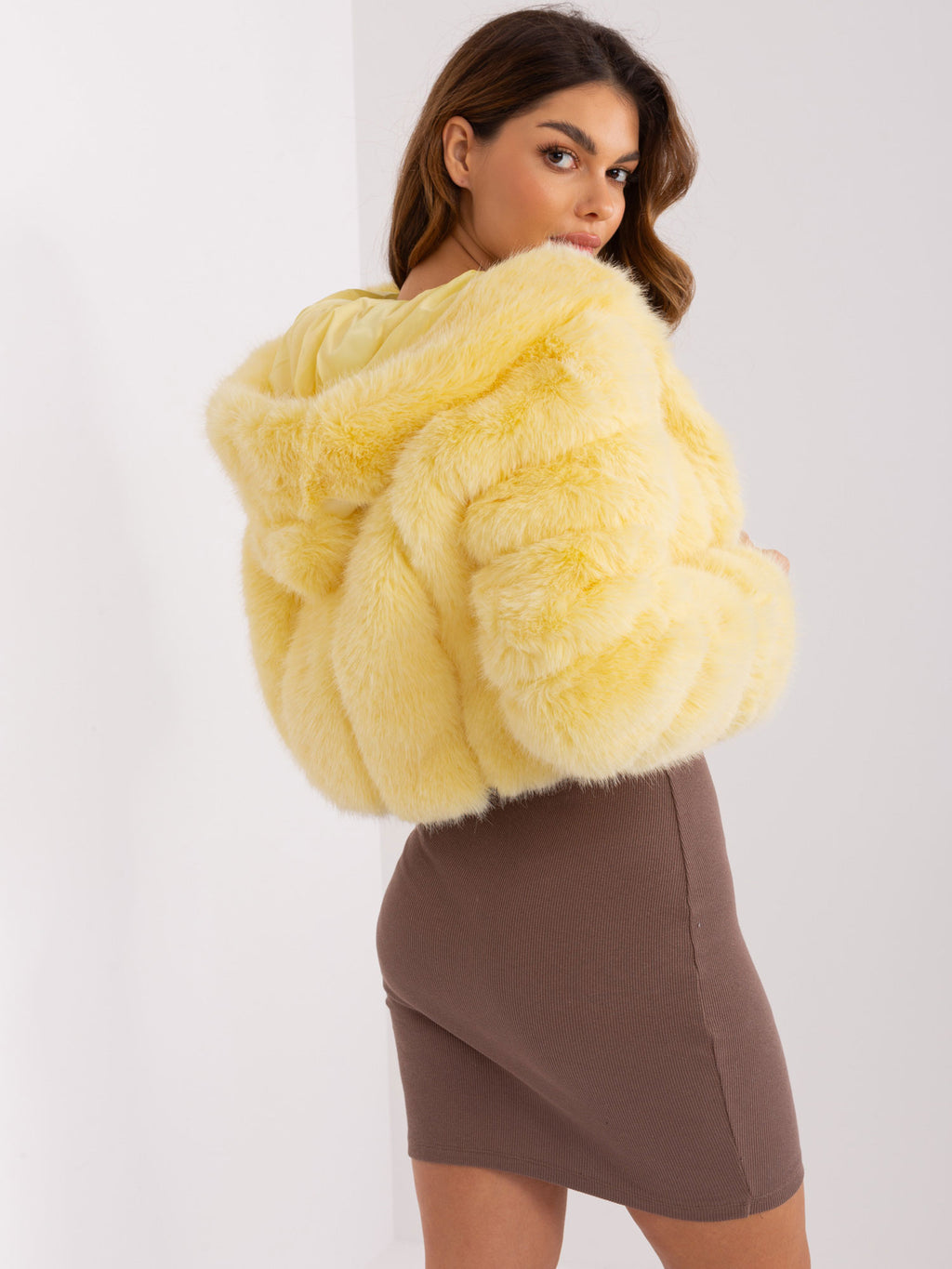 MELFIA LIA – Elegante Damen-Pelzjacke mit Kapuze