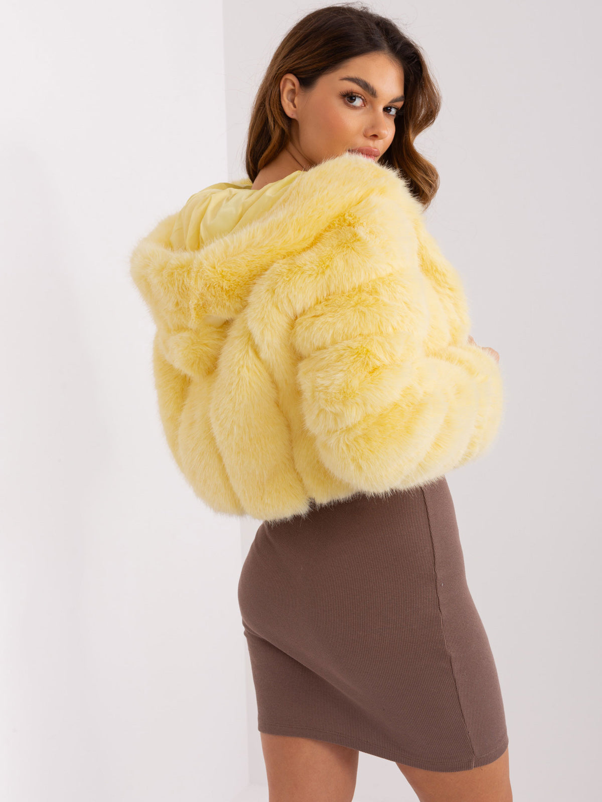 MELFIA LIA – Elegante Damen-Pelzjacke mit Kapuze
