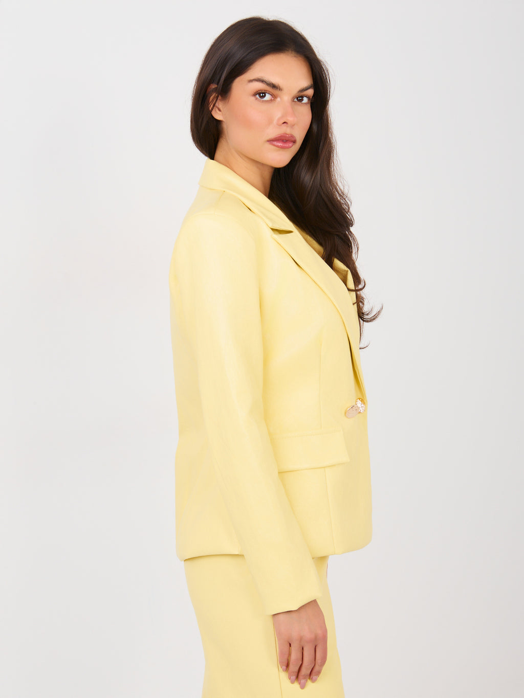 MELFIA – Taillierte Jacke aus Kunstleder