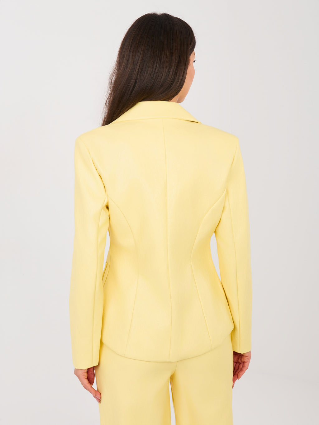 MELFIA – Taillierte Jacke aus Kunstleder