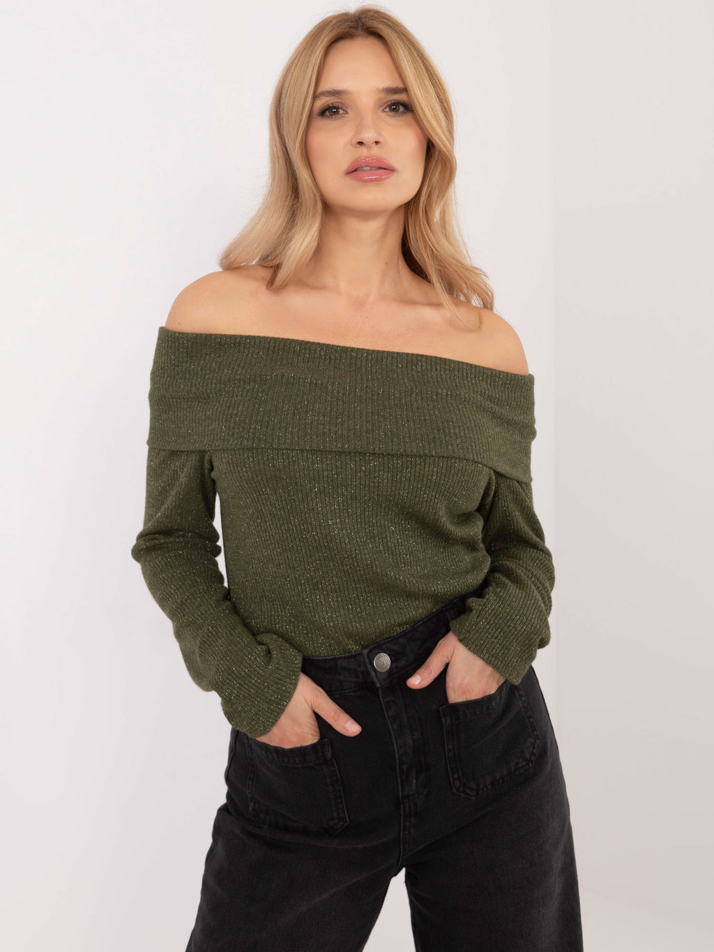 MELFIA Enganliegender Pullover mit Schalkragen