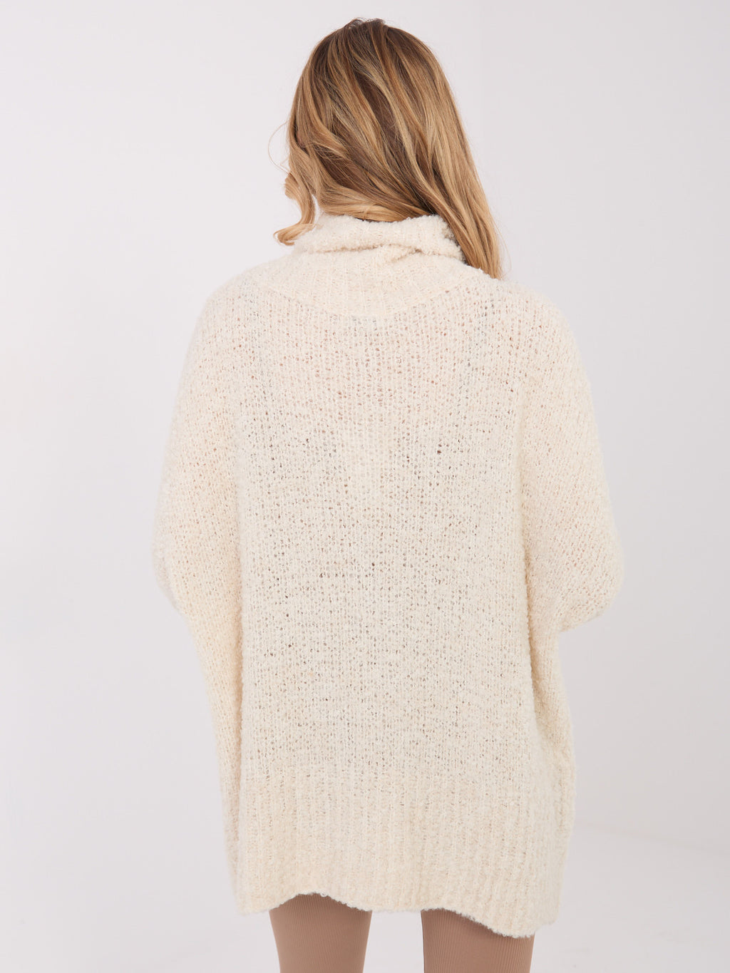 MELFIA – Oversize-Pullover aus Bouclé