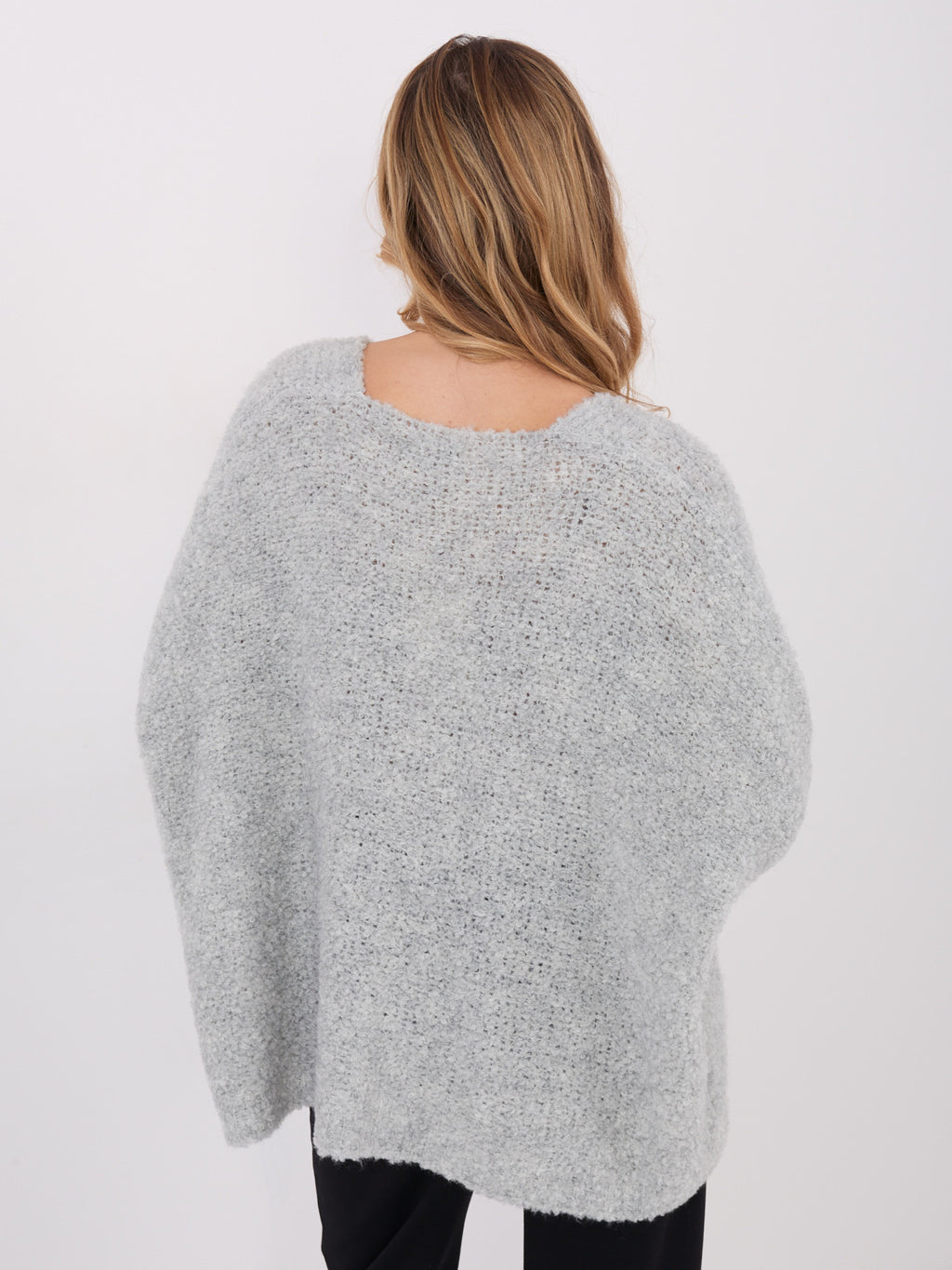 MELFIA® Bouclé-Pullover mit Zierknöpfen